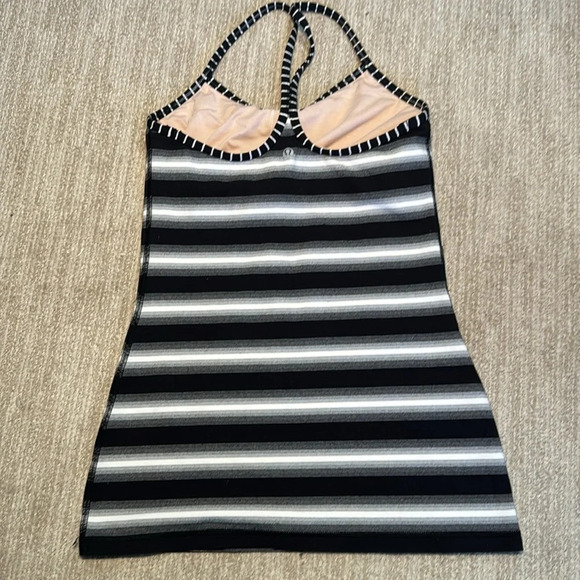 Lululemon Black White Power Y Tank Top Women's Size 6 - Picture 7 of 12